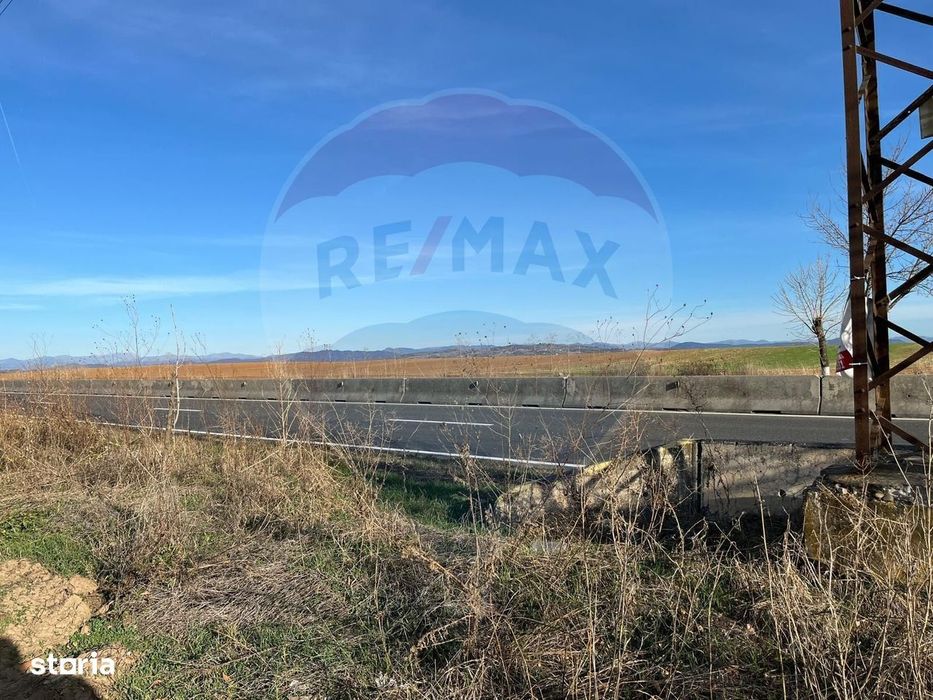 Teren de vanzare 17.500 mp , Paulesti, deschidere 27 m la DN1