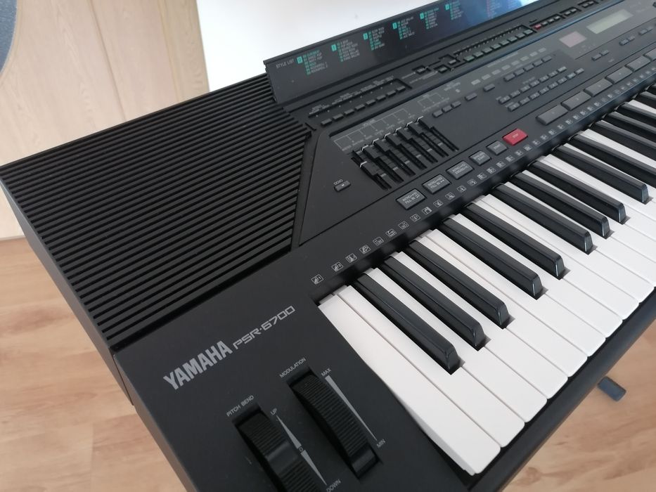 Yamaha PSR-6700 orga profesional pian