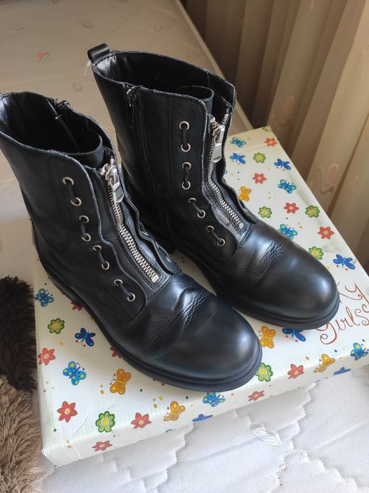 Cizme fete  Nr 35 din piele naturala
