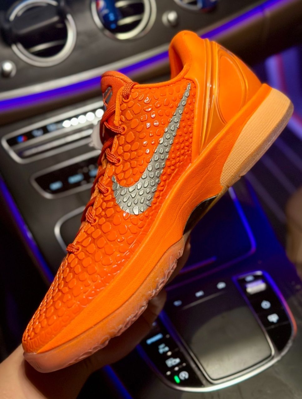 Kobe 6 Total Orange