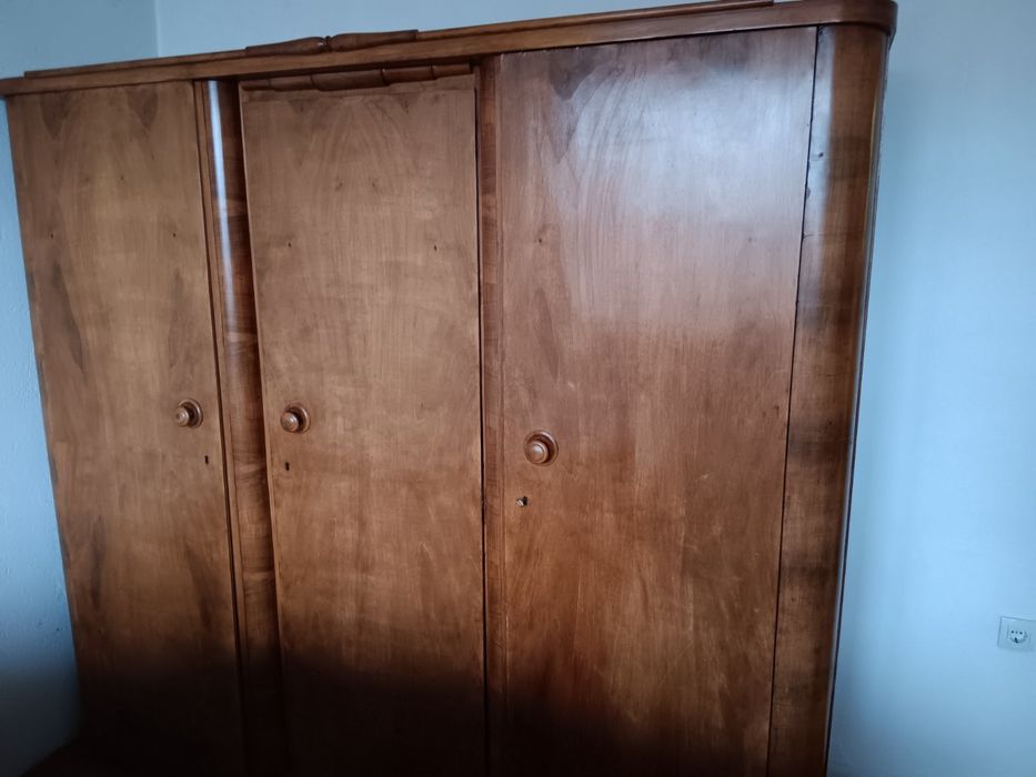 Продавам ретро гардероб