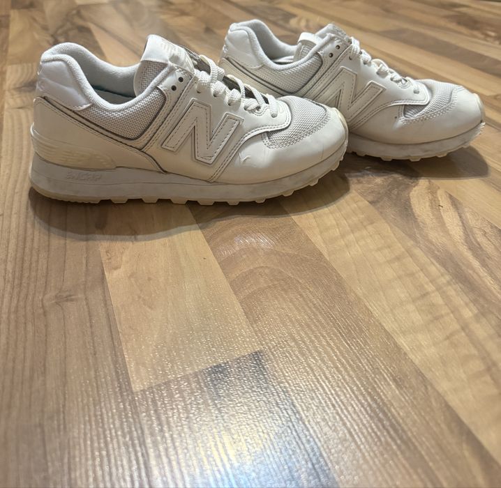 Adidasi new Balance