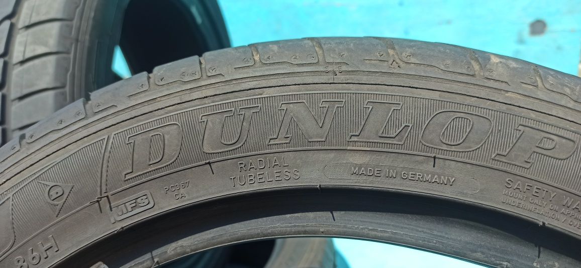 Шины 215/45 R16 Dunlop из Германии