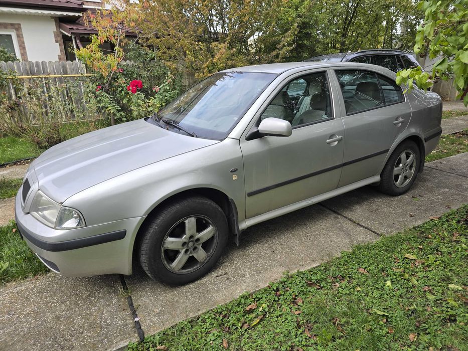 Skoda Octavia 1.6i