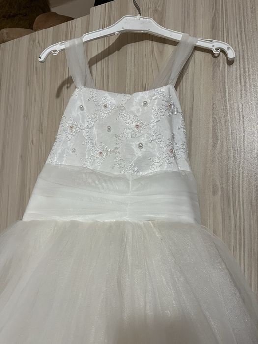 Рокля за кръщене или сватба