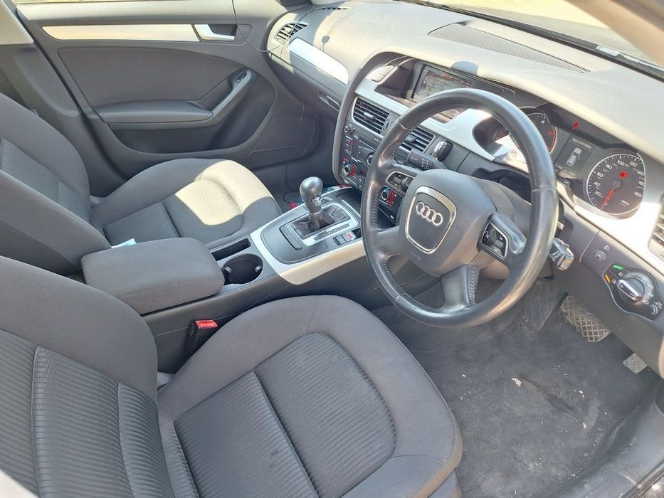 Dezmembrez AUDI A4 IV Avant 8K5, B8 2011 2.0 TDI CAGA 105KW|143HP