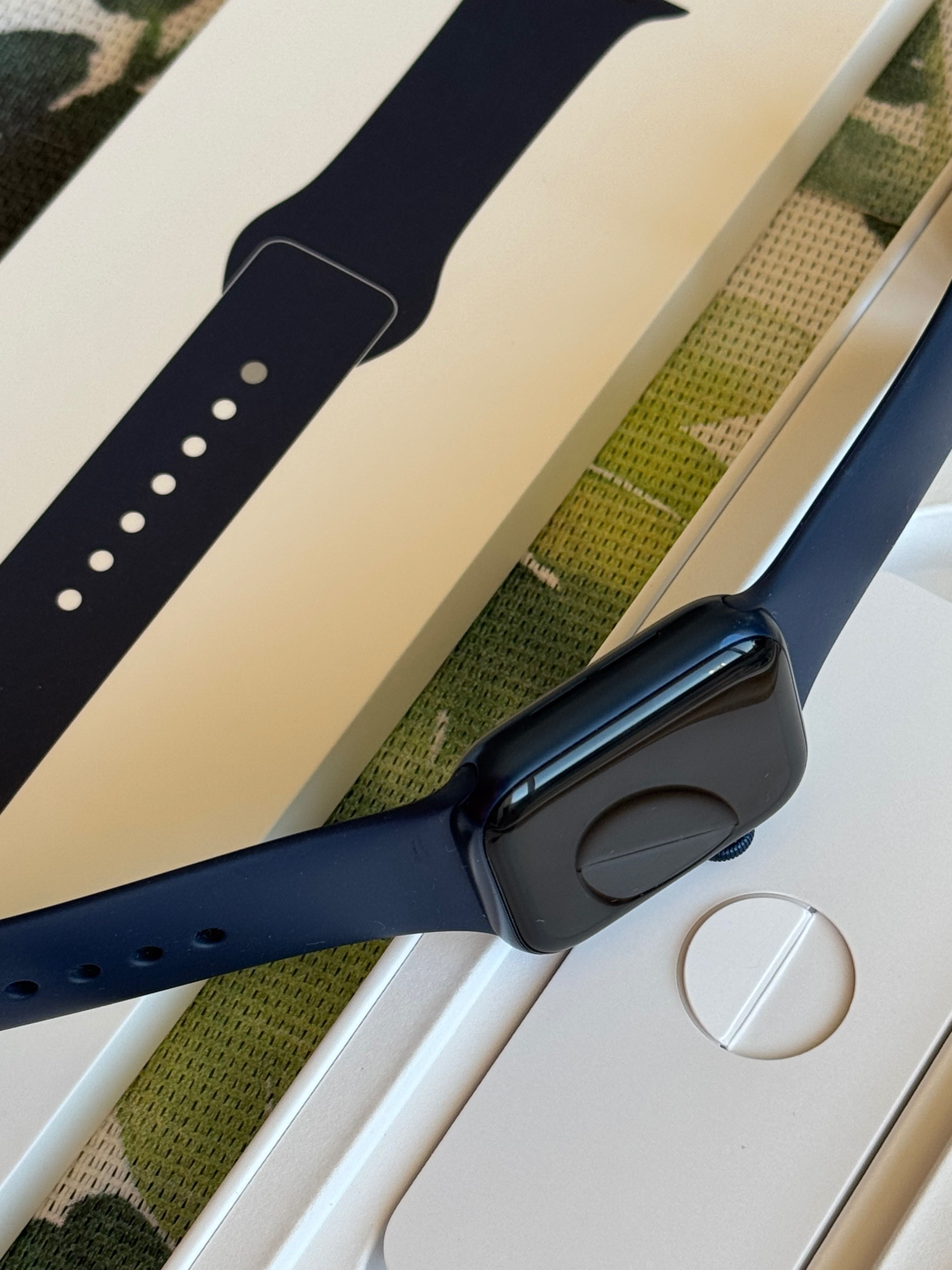 Apple Watch 6, 40 mm, 32 GB, Blue