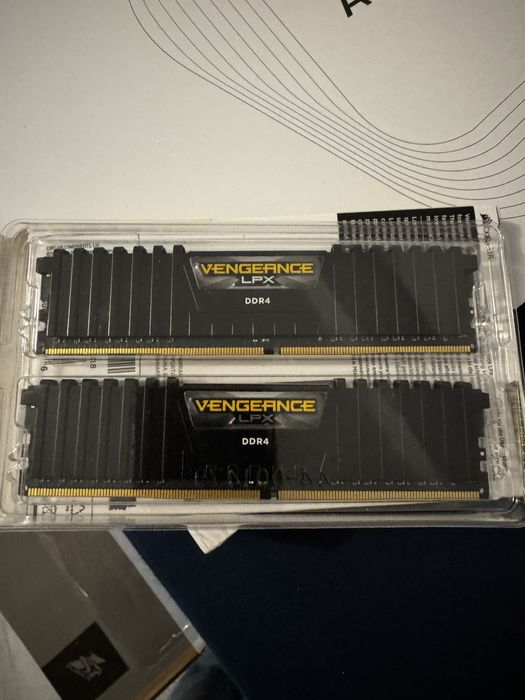 Memorie Ram Corsair Vengeance LPX Black DDR4,3600mhz, CL18, Dual Kit