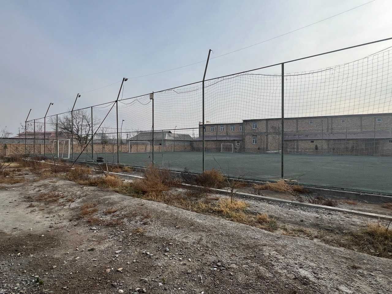 Ozbekiston tumanida Sun`iy qoplamali sport maydoni bino va inshootlari