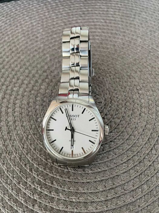 Tissot PR100  колекционерски много красив мъжки часовник