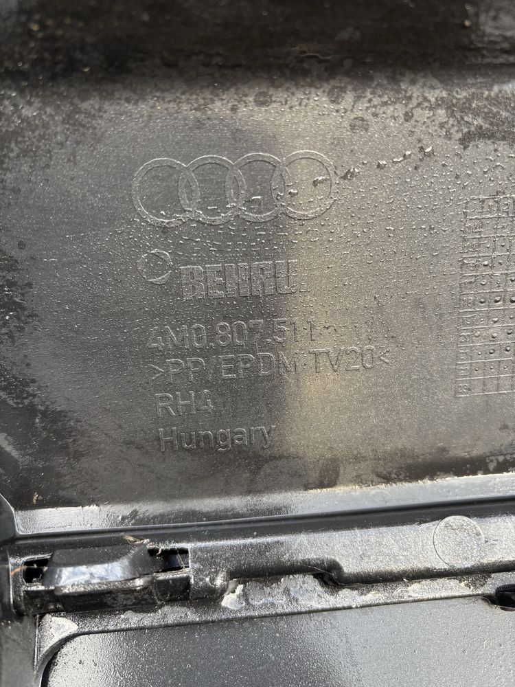 задна броня за audi q7/sq7 4M0807527L
