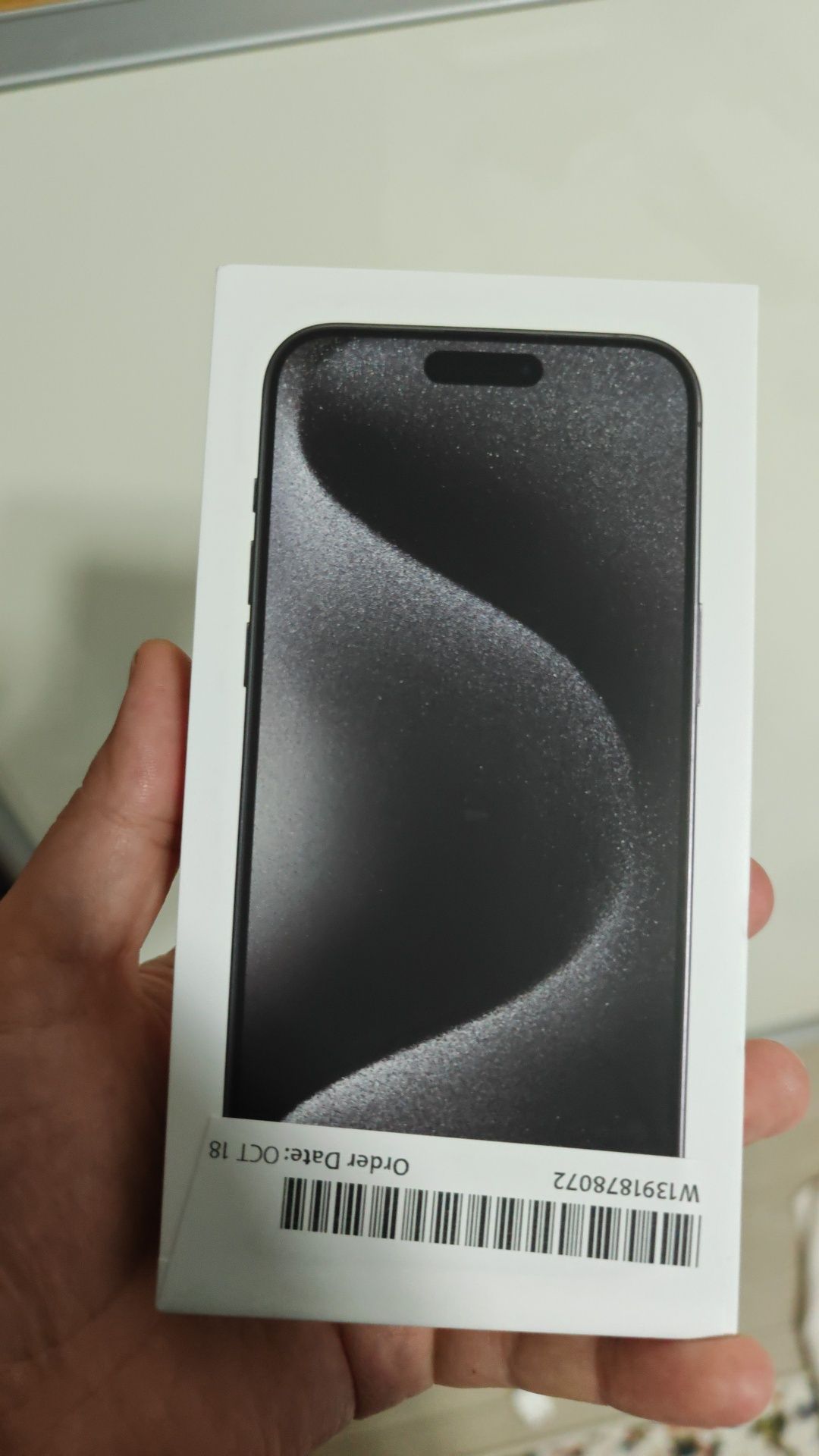 Срочно iphone 15 pro 256gb natural titan 500000tg