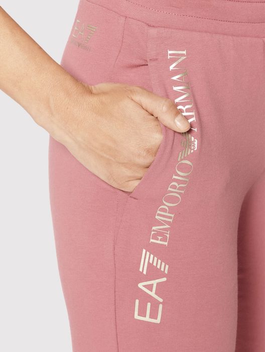 Emporio Armani екип