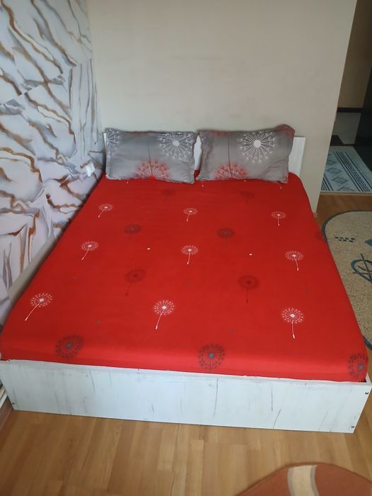 Vând dormitor nou fără nici o problema