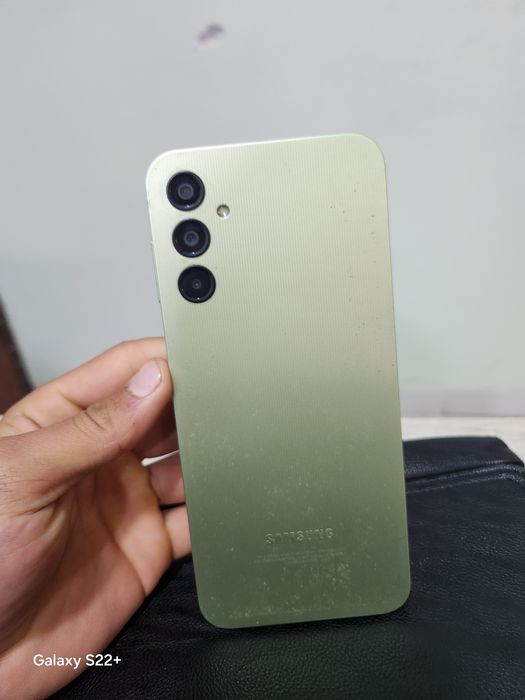 Samsung A14 4g och yashil 128 gb xotira 4 gb ram