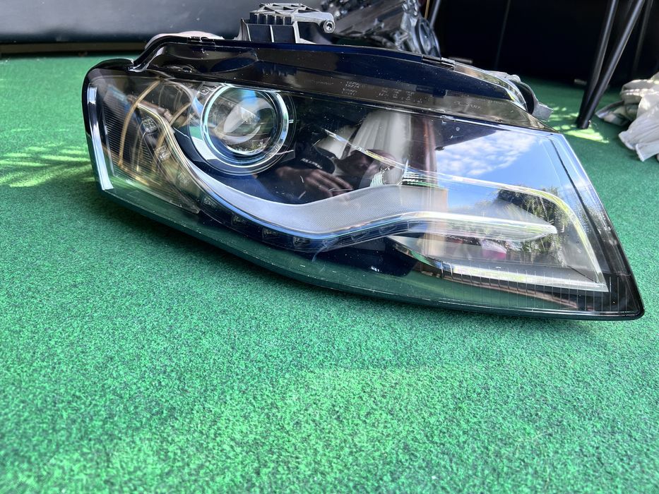 Vand faruri dreapta Audi A4 B8 led original si aftermarket