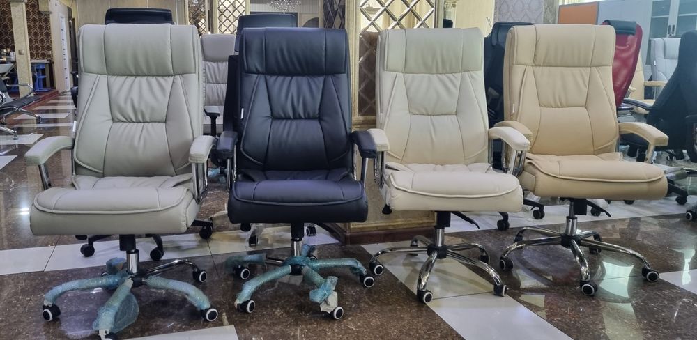 Офисное кресло   Leonardo
