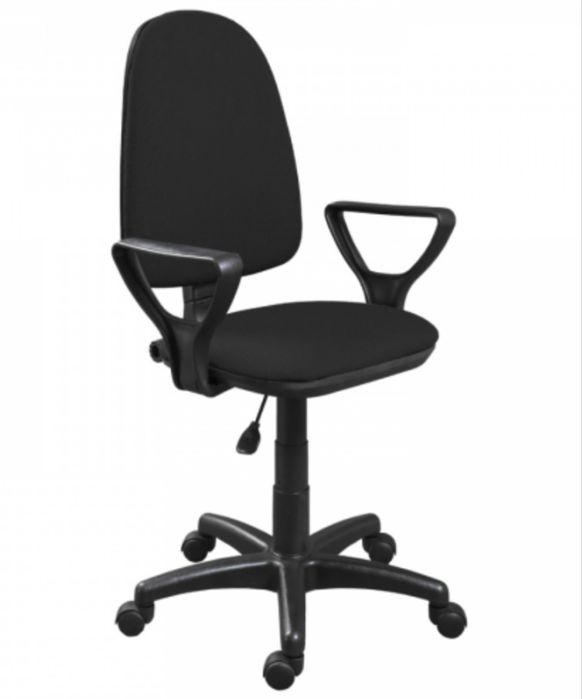 Стул офисный на колесах