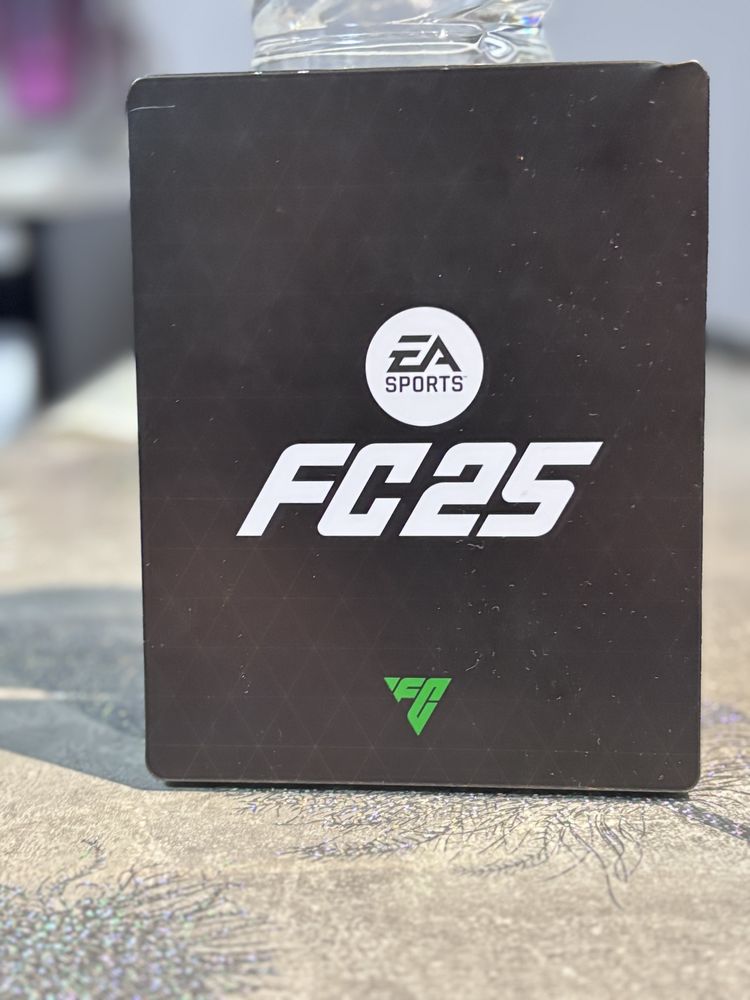 Fc25 PS4/PS5 специална метална кутия