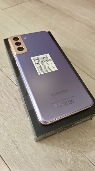 Samsung galaxy S21+ plus 8/256гб в идеале