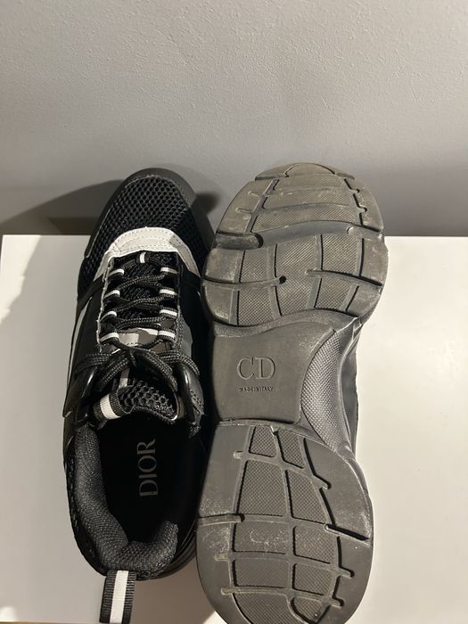Dior B22 - reflective