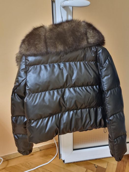 Geaca cu guler din blana naturala de vulpe