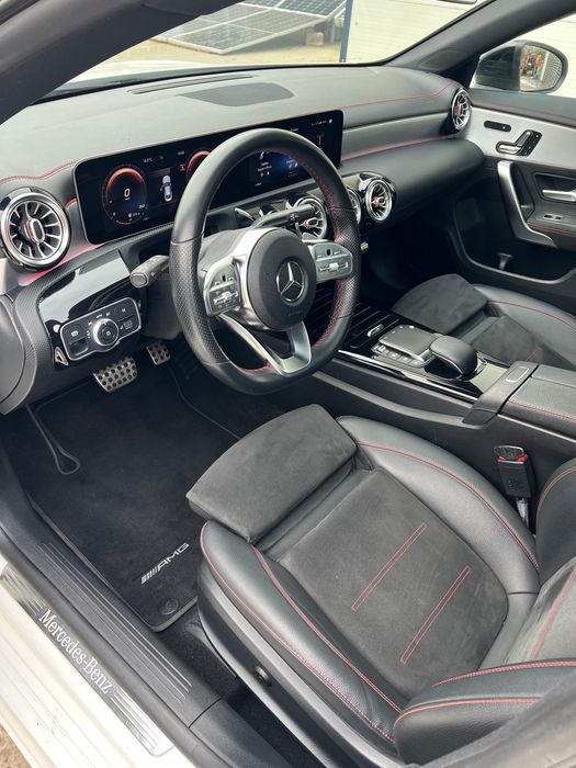 Mercedes-Benz CLA 220 4Matic, Pachet Night