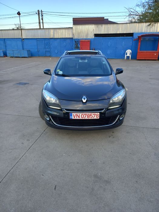 Renaul megan Bose line/Panoramic