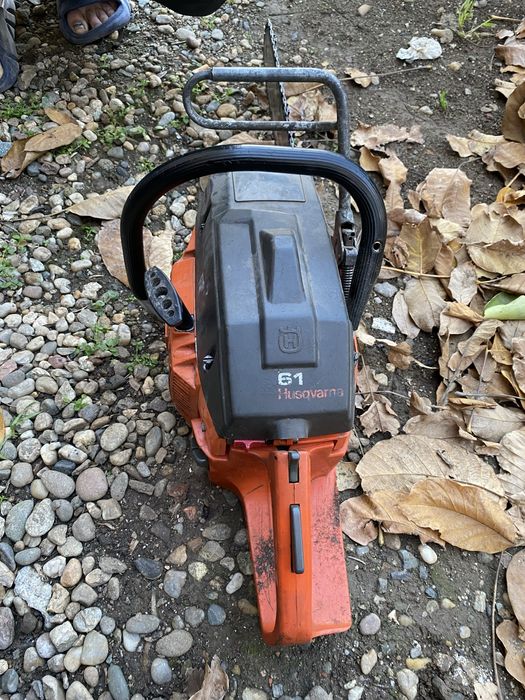 Drujbă Husqvarna 61