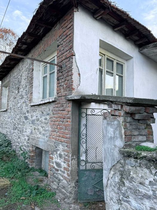 Къща - село Първенец