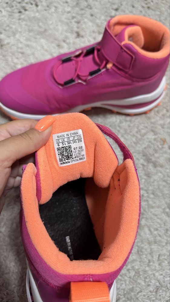 Зимни обувки Adidas НОВИИ!! 38 2/3