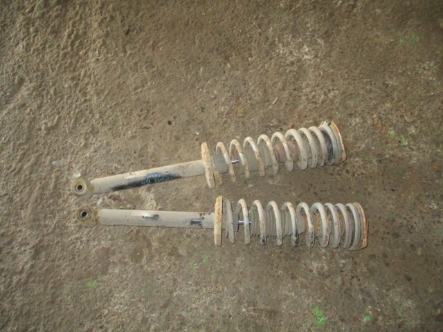 Amortizoare telescoape arcuri flanse spate Vw Passat B4 intermediar