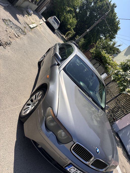 BMW seria 7 e65