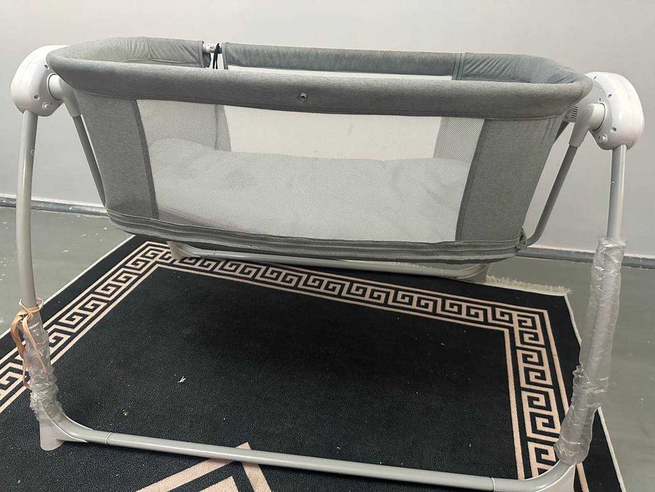 Детская кроватка- качалка