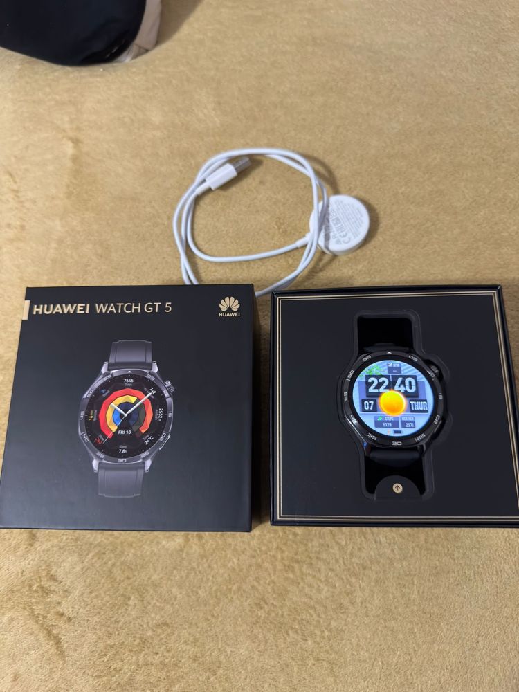 Смарт часовник Huawei watch GT 5 46mm перфектен