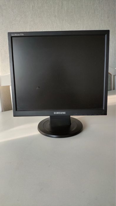 Пррлдам экран, монитор