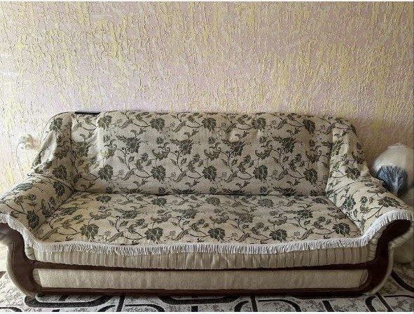 Срочно продам  диван и два кресла