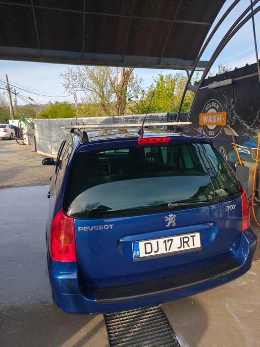 Vând Peugeot 307 1,6 hdi