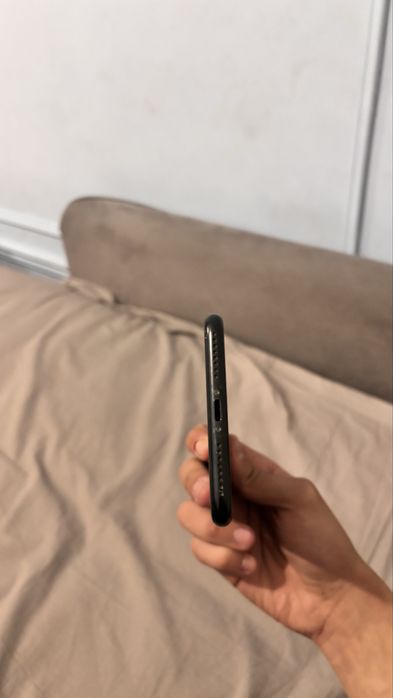 IPhone 7 Plus в отличном состояний