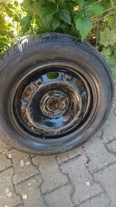 Vând jante tabla cu anvelope bune 165/70 /14