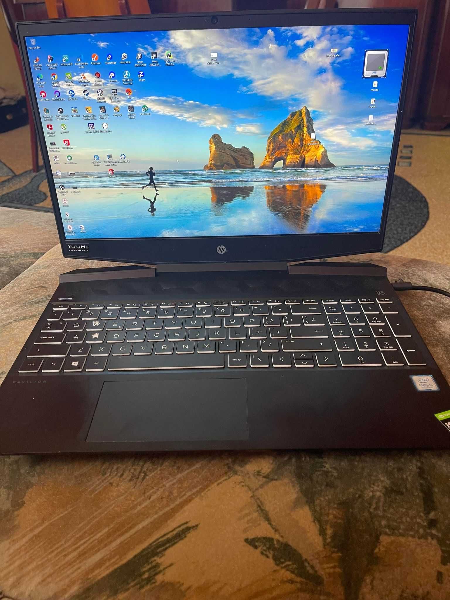 Laptop HP Pavilion 15 i5-9300H 15.6" 144Hz 16GB SSD 750GB GTX 1650 4GB