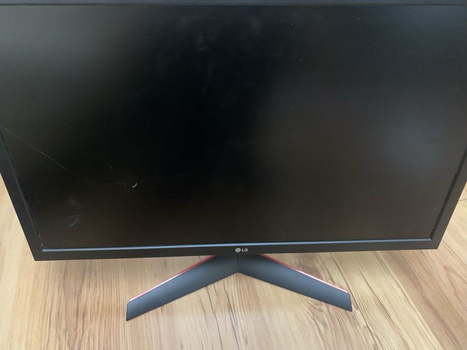 Монитор на запчасти