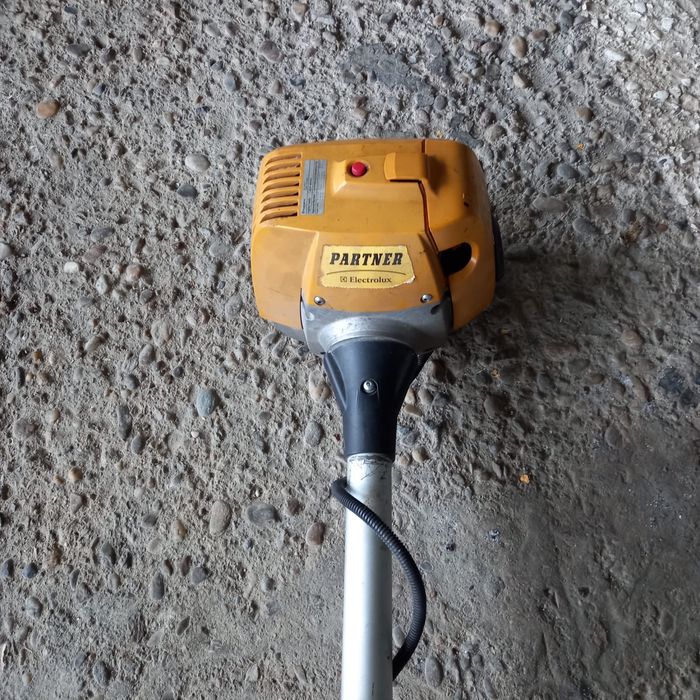 Motocoasa/Cositoare cu fir