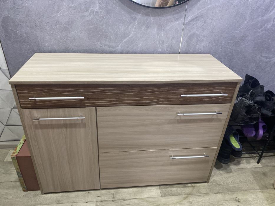 Продам комод продам.