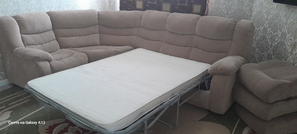 Диван угловой кровать