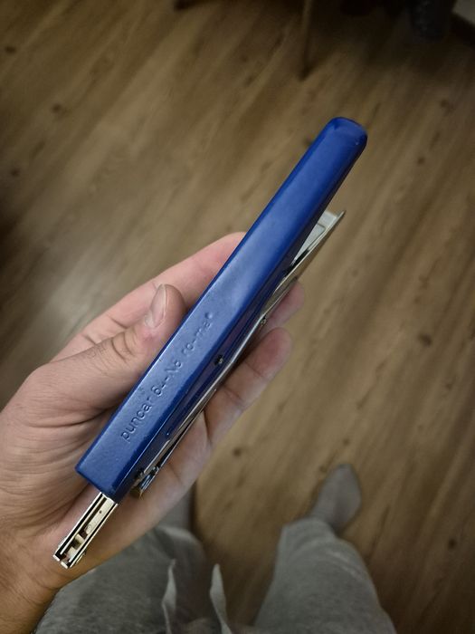 Capsator metalic puncar