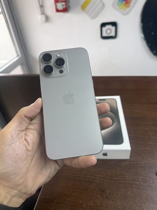 Vand Iphone 15 Pro Max 256Gb Full box