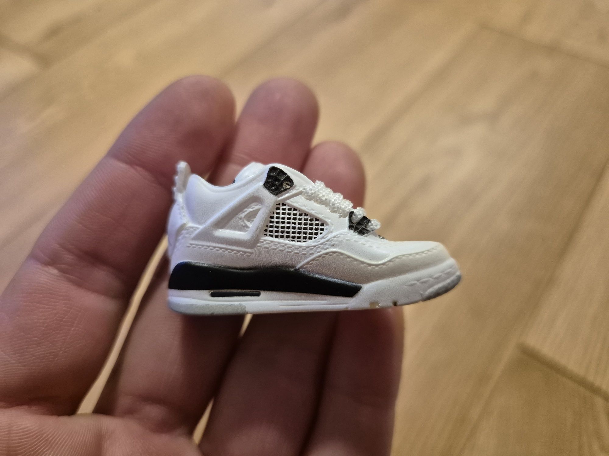 Air Jordan 4 ключодържател