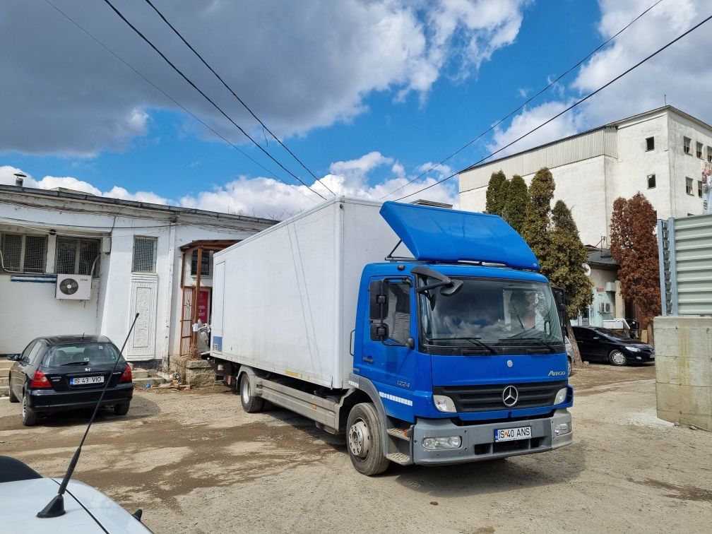 Transport marfa mutări mobila,bagaje relocari sedii Ofer manipulanti