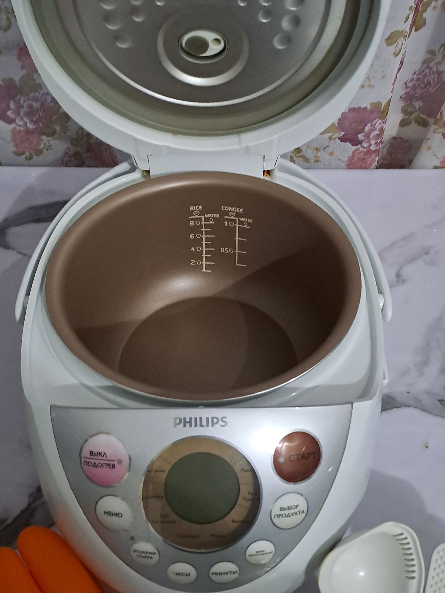 ПРОДАЮ МУЛЬТИВАРКУ "PHILIPS". Б/у в отличном состоянии.